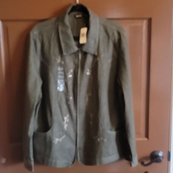 Krazy Kat-Olive colored leaf stud, denim jacket XXL. NWT. - Picture 4 of 8